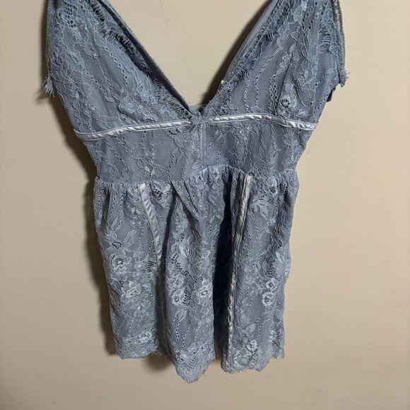 NWOT Superdown x Revolve Mandy Lace Flare Dress in Dusty Blue- Size XS - Picture 7 of 12